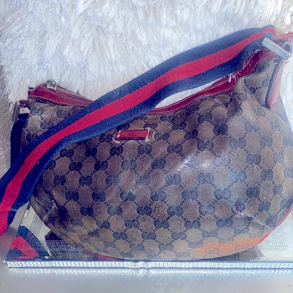 GG Canvas Red Navy Blue Messenger Bag